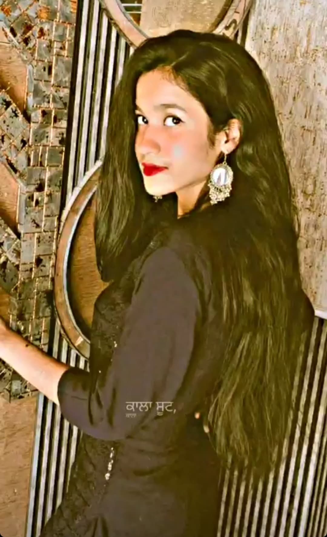 Anushka portrait from May 2023